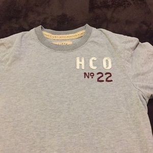 Men’s Hollister T
